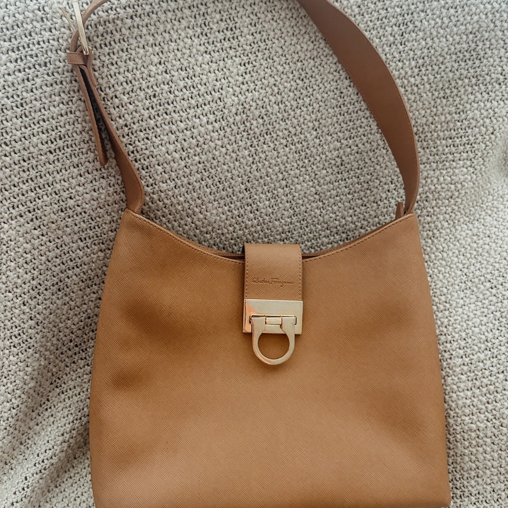 Salvatore Ferragamo Brown Leather Shoulder Bag